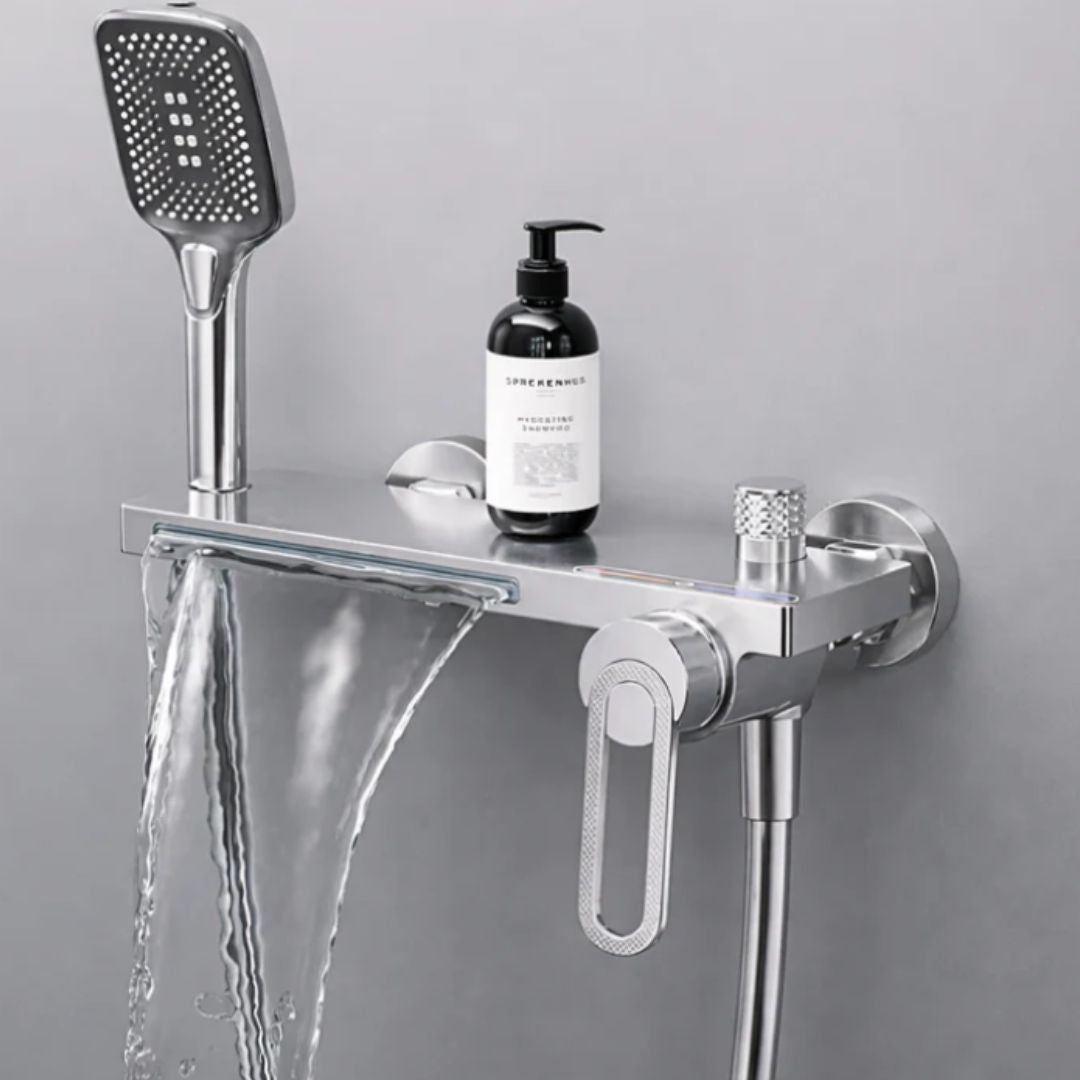 Robinet mural baignoire douche cascade avec douchette à main — Chrome